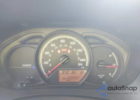 2015 Toyota Yaris L z USA, uszkodzony, nr VIN VNKJTUD35FA054329